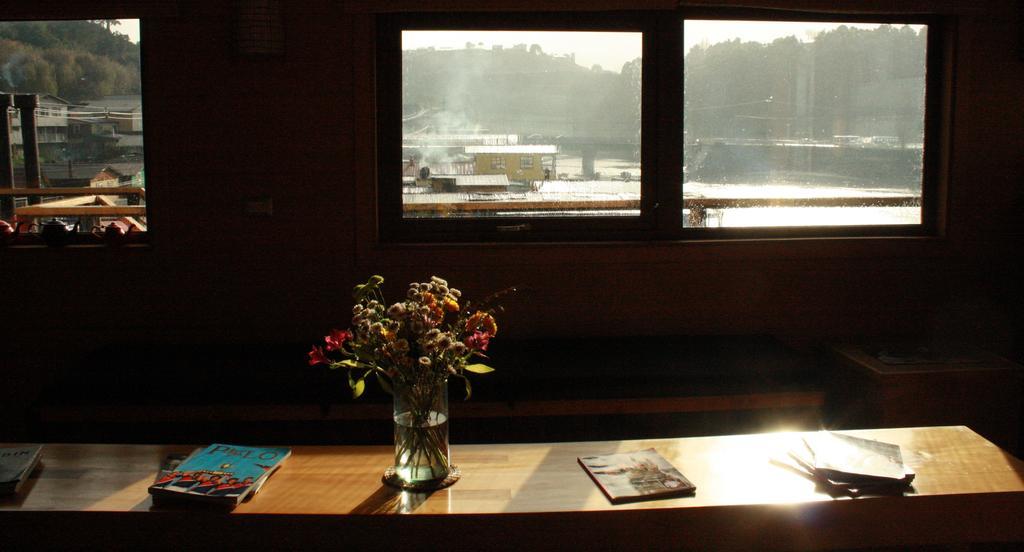 Palafito 1326 Hotel Boutique Chiloe Кастро Екстериор снимка